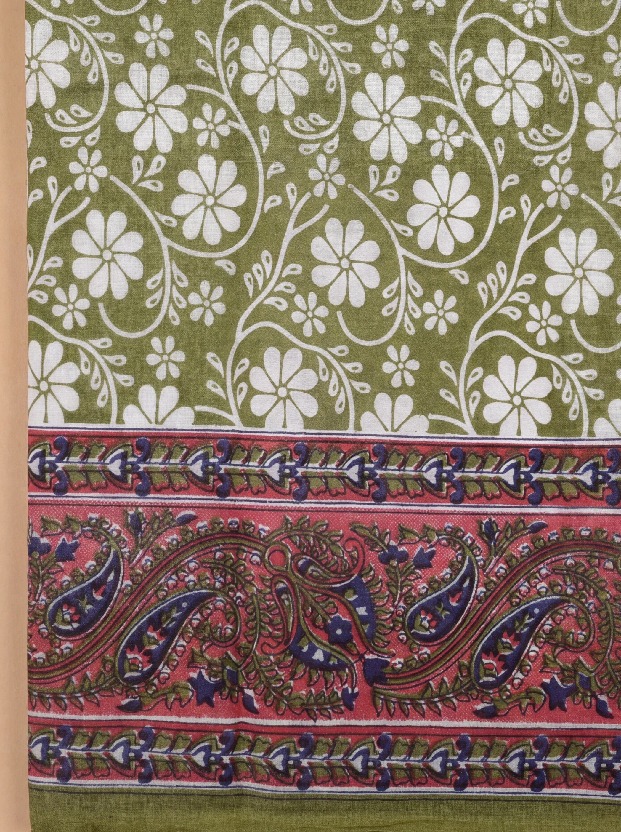 Women Pure Cotton Green Floral Printed Saree PCS276