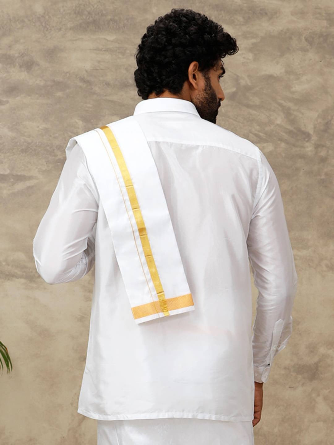 Men Silk White Towel with Gold Jari Border Suba Vivaga 40K