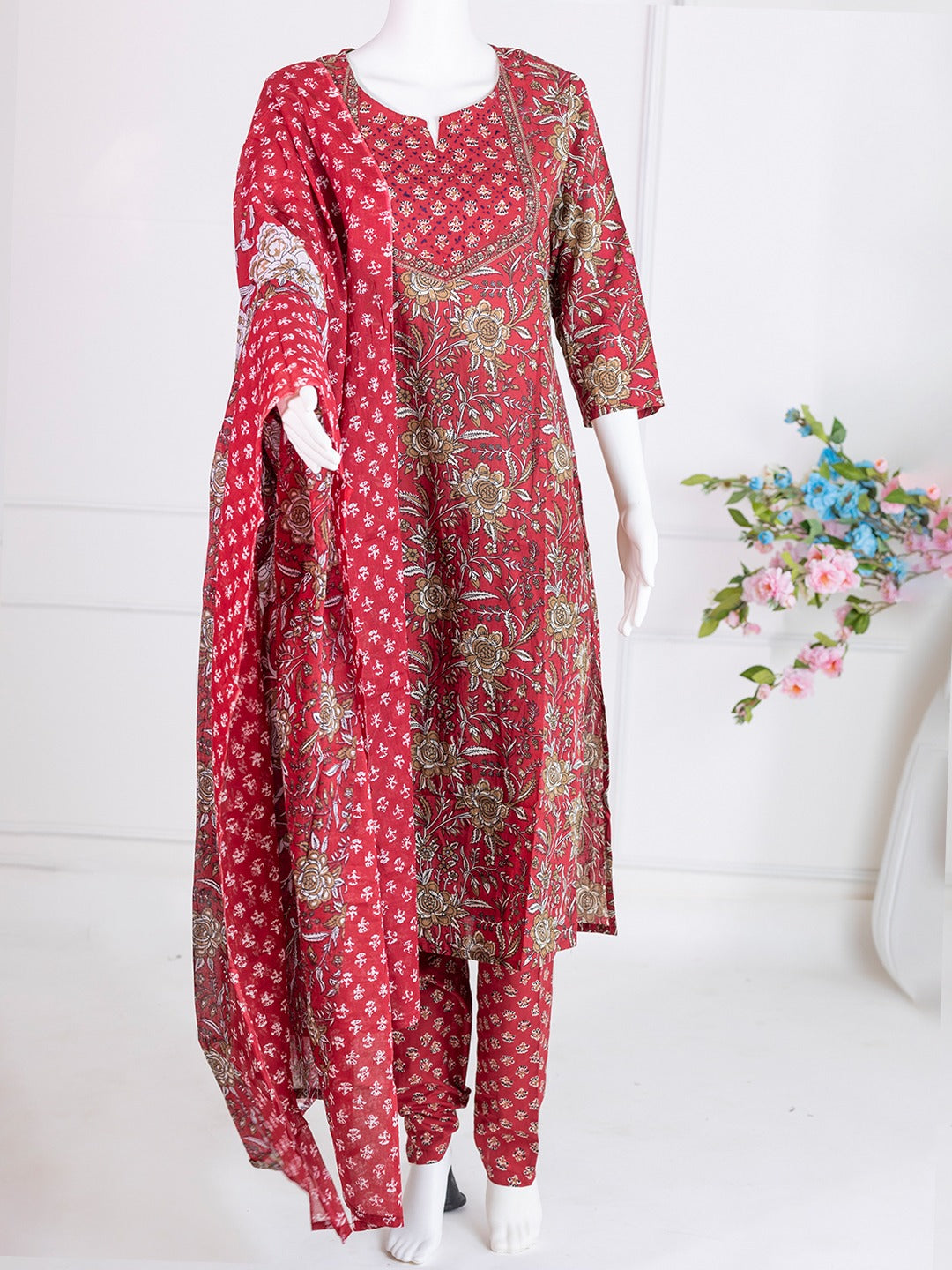 Women Red Cotton Printed Kurti Set EKS83