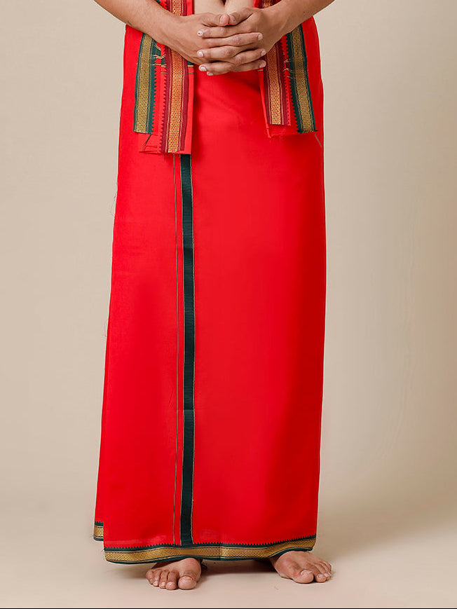 Men 100% Cotton Single Layer Red Dhoti with Mayilkhan Border Brindhavan