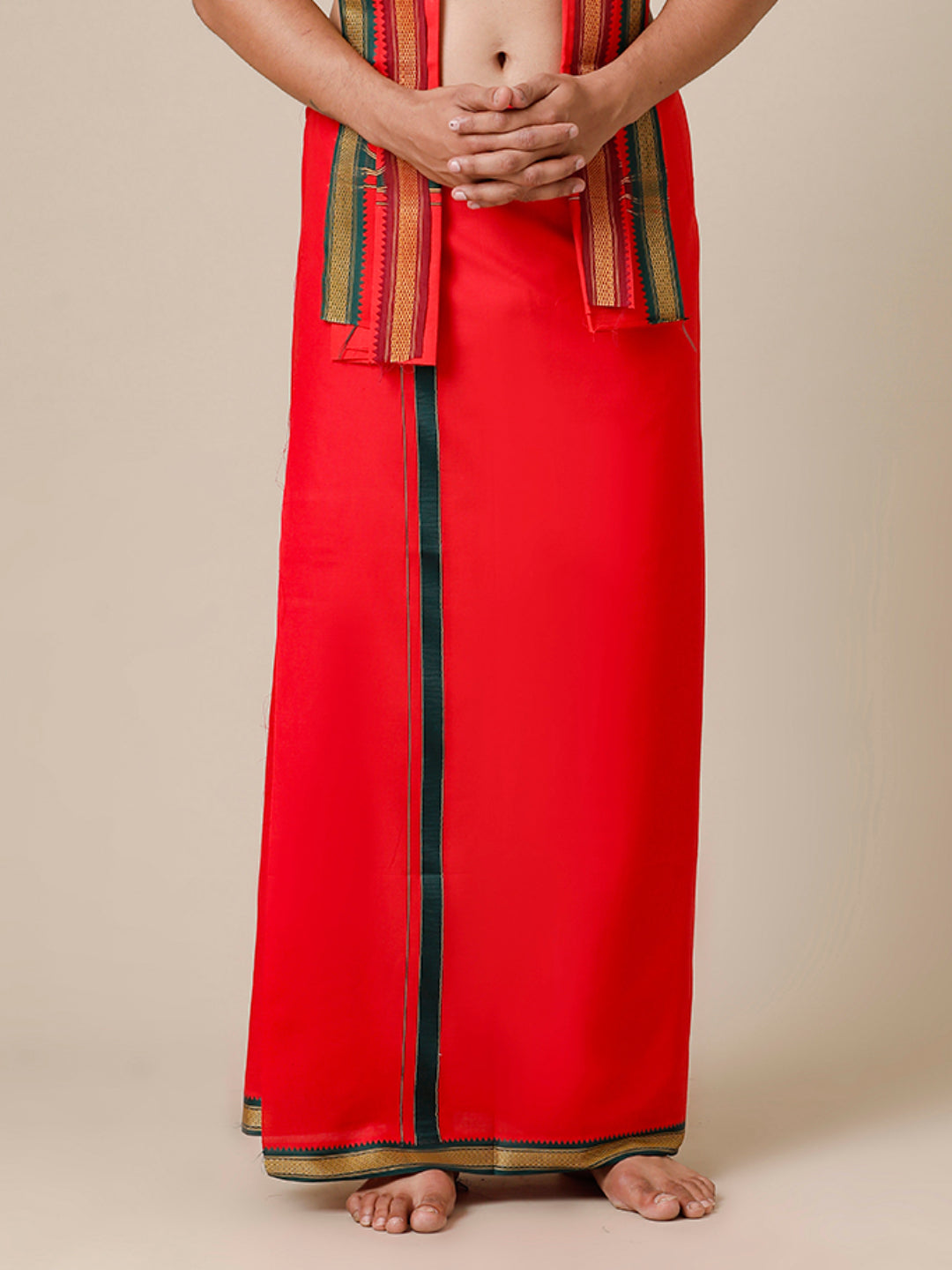 Men 100% Cotton Single Layer Red Dhoti with Mayilkhan Border Brindhavan