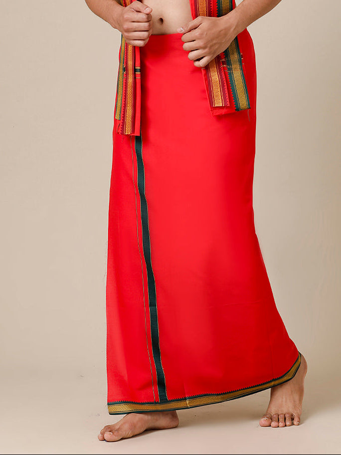 Men 100% Cotton Single Layer Red Dhoti with Mayilkhan Border Brindhavan