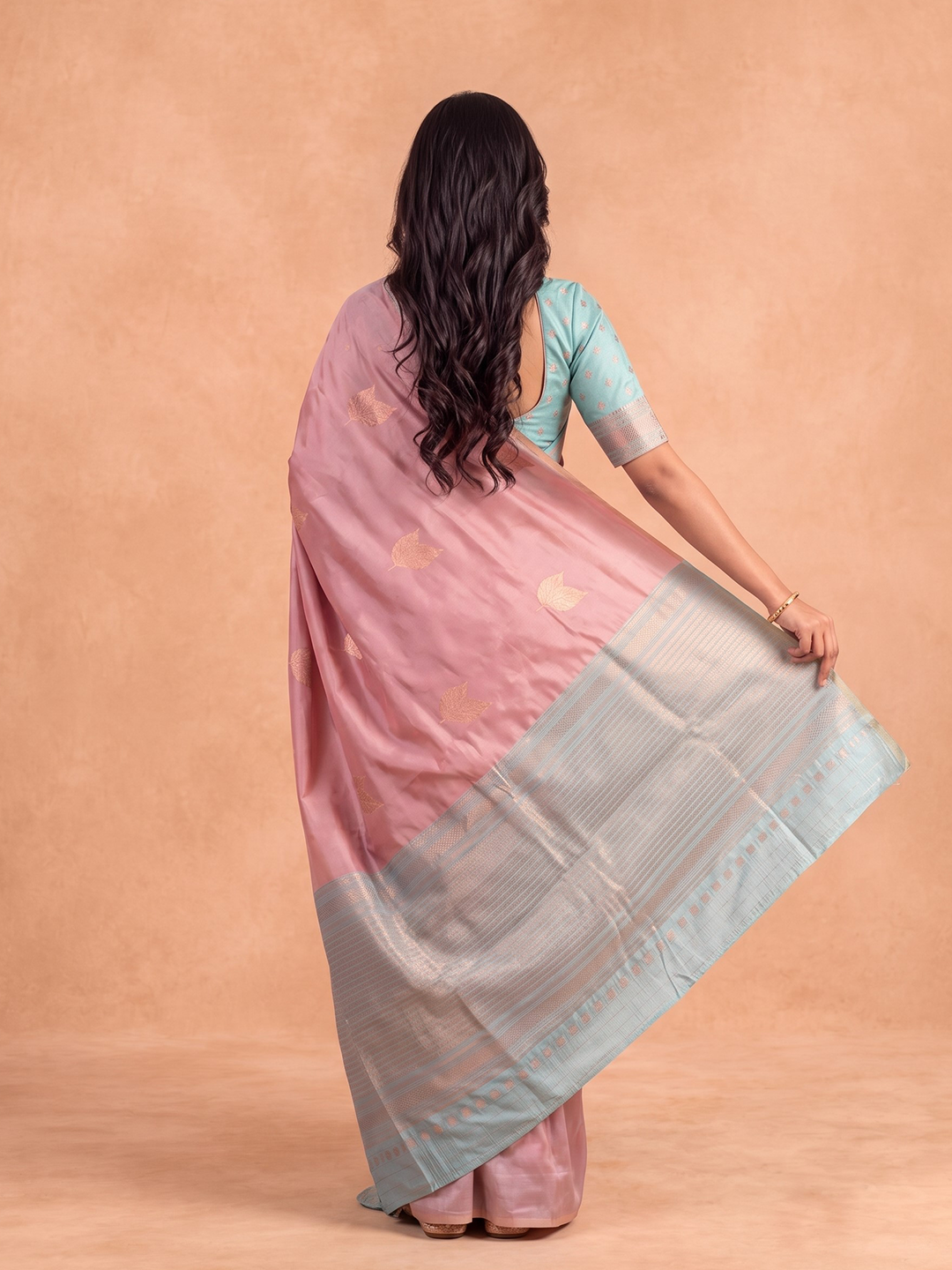 Women Soft Silk Peach with Blue Saree SS526