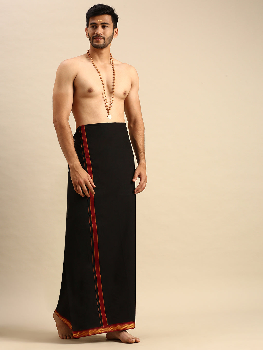 Men 100% Cotton Single Layer Black Dhoti with Mayilkhan Border Brindhavan
