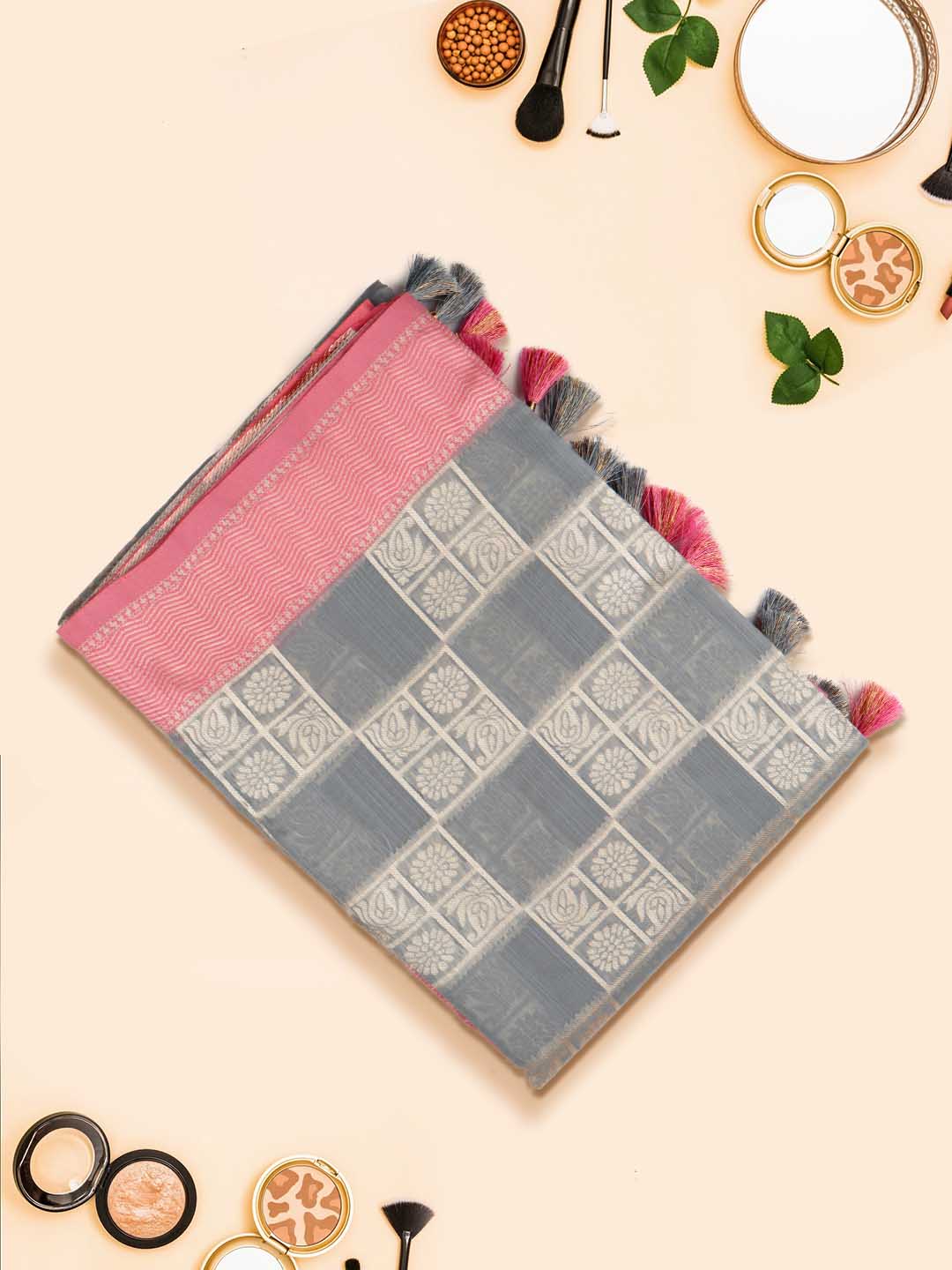 Womens Semi Cotton Grey & Pink Saree with Tussle SCS36