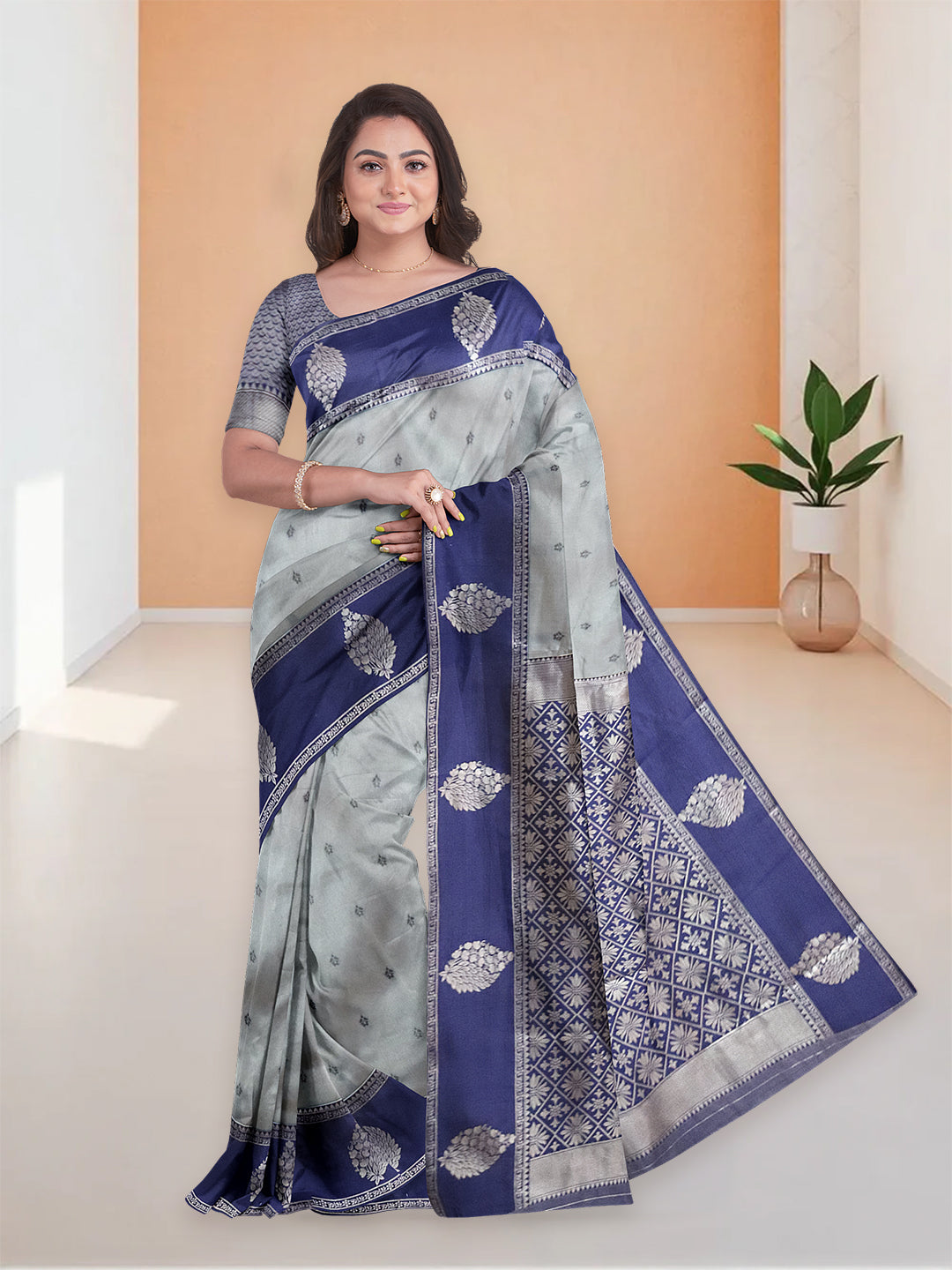 Women Grey Soft Silk Saree SS381