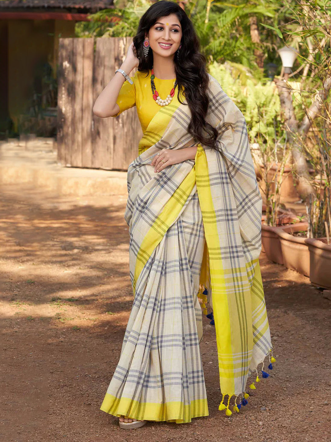 Womens Elegant Semi Cotton Yellow With Sandal Cotton Weaving Saree SCS51