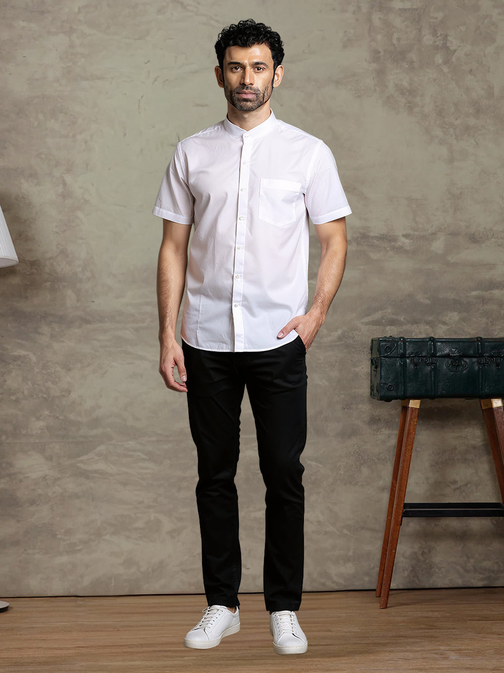 Men Cotton Blend Chinese Collar Half Sleeve White Shirt Aura