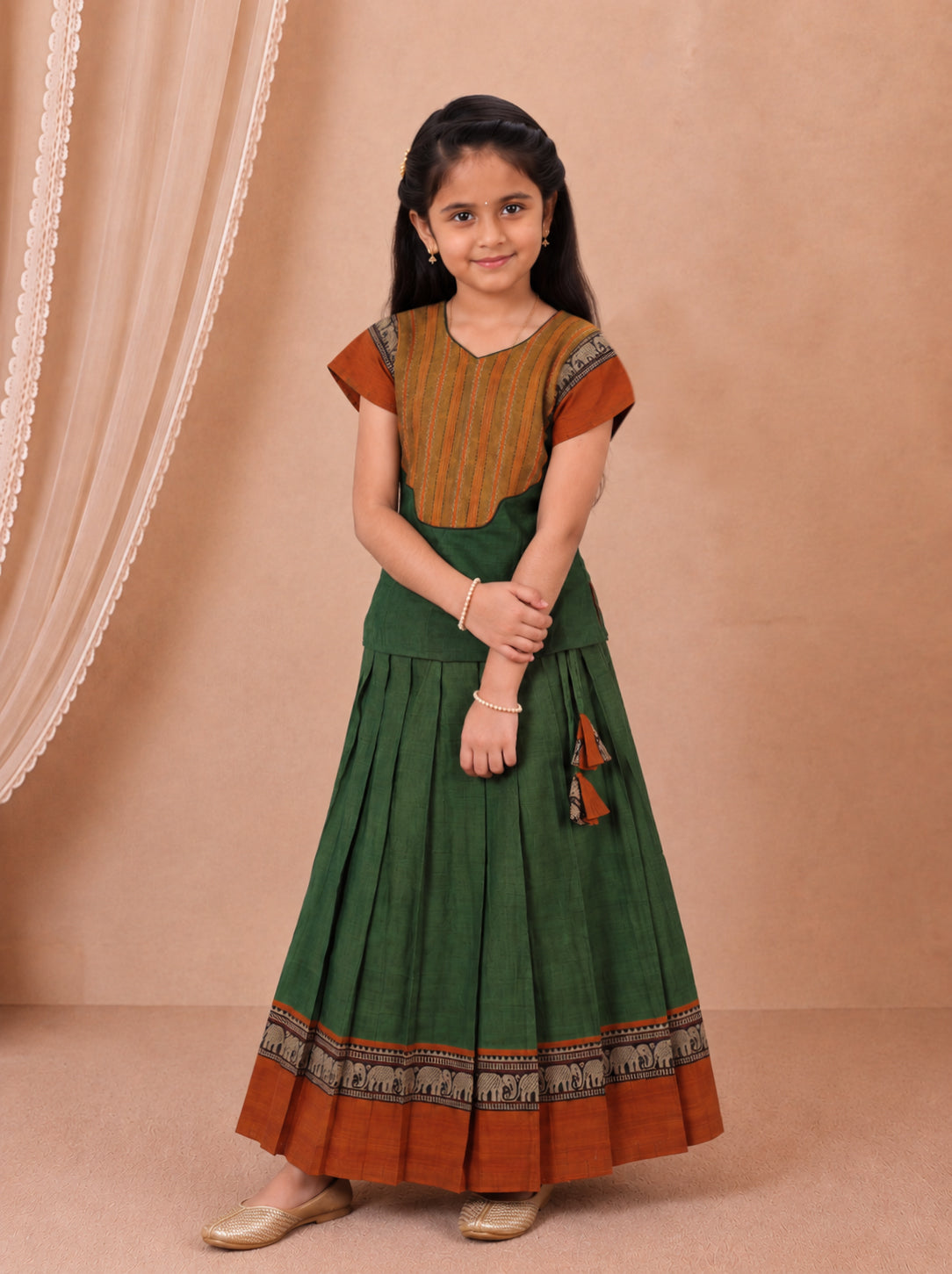 Girls Cotton Green Pattu Pavadai Set GPS43
