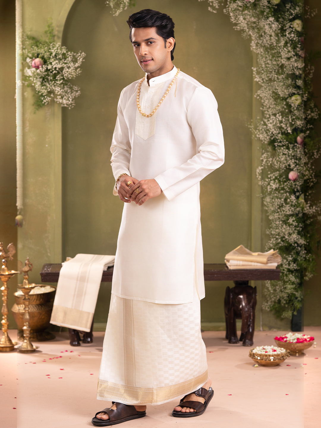 Pure Silk Cream Jangla Design Weaving Dhoti with 3" Gold Jari Border – Kalasam