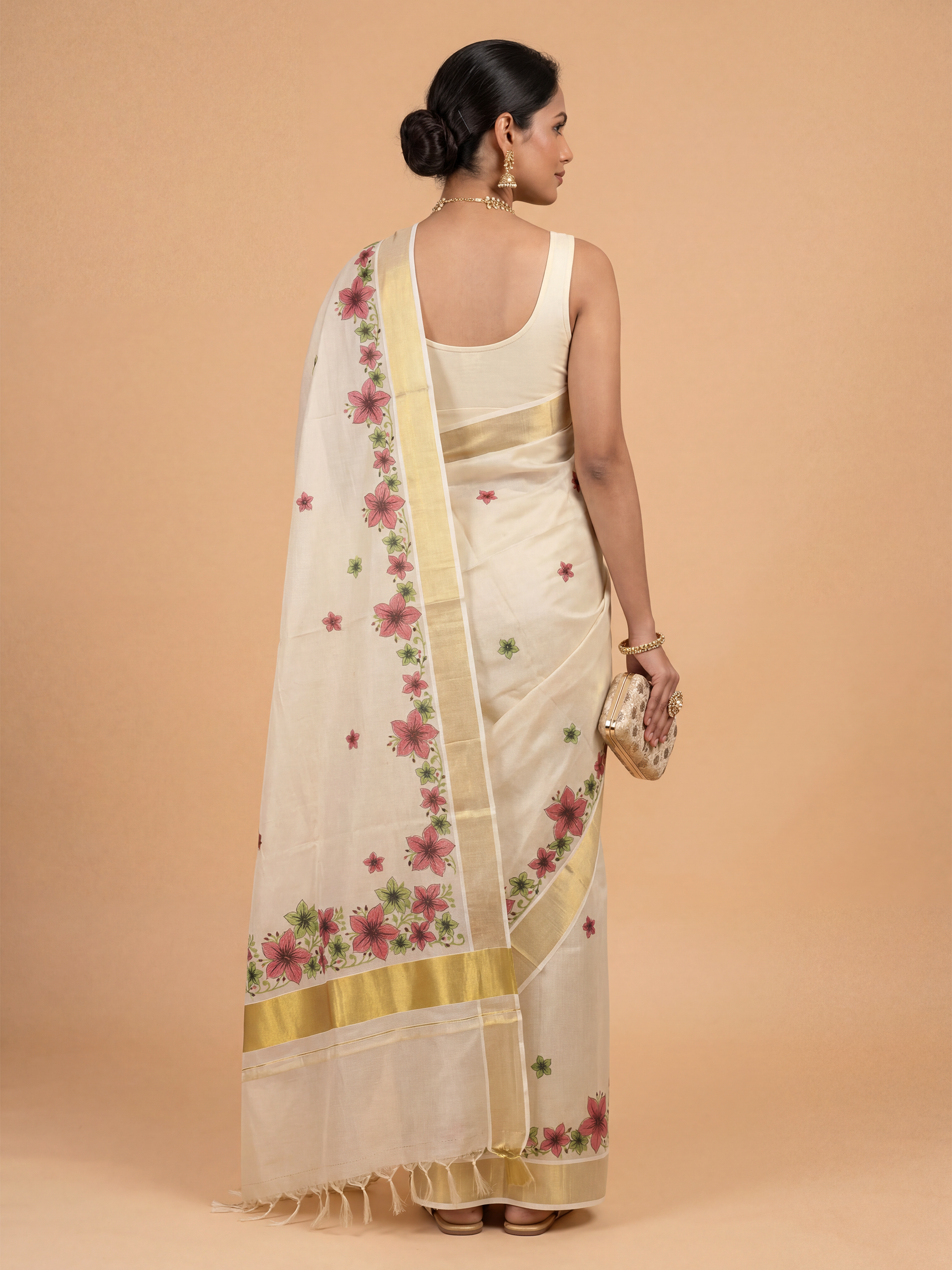 Women Gold Kerala Tissue Embroidered Saree KLS11