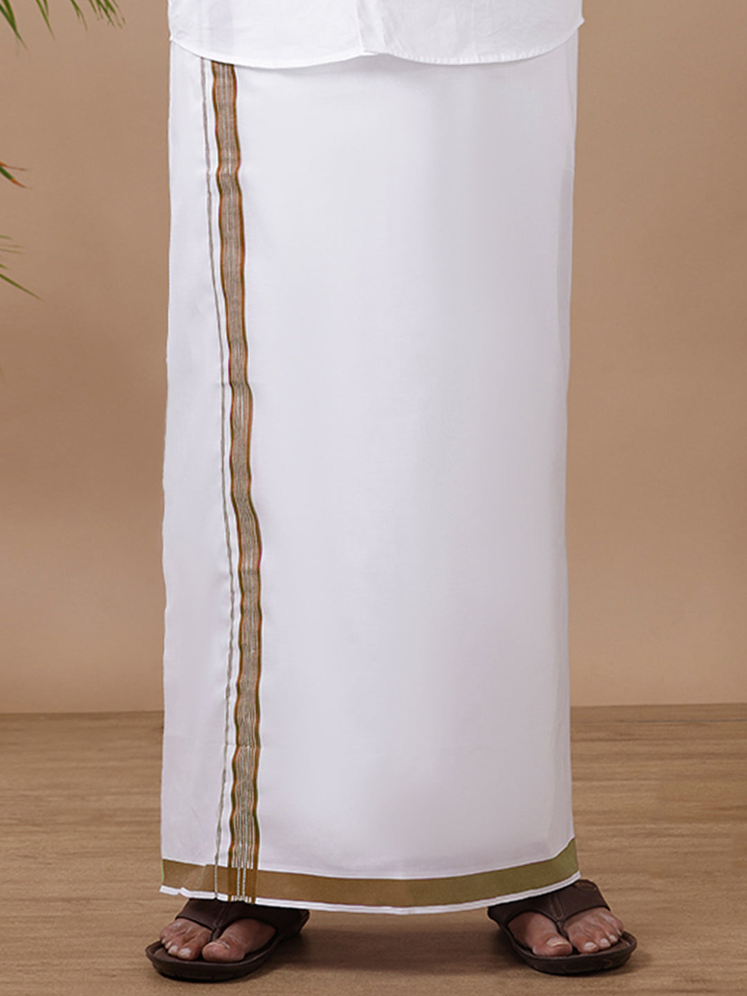 Men Silver Fancy Border Single Dhoti WSF02