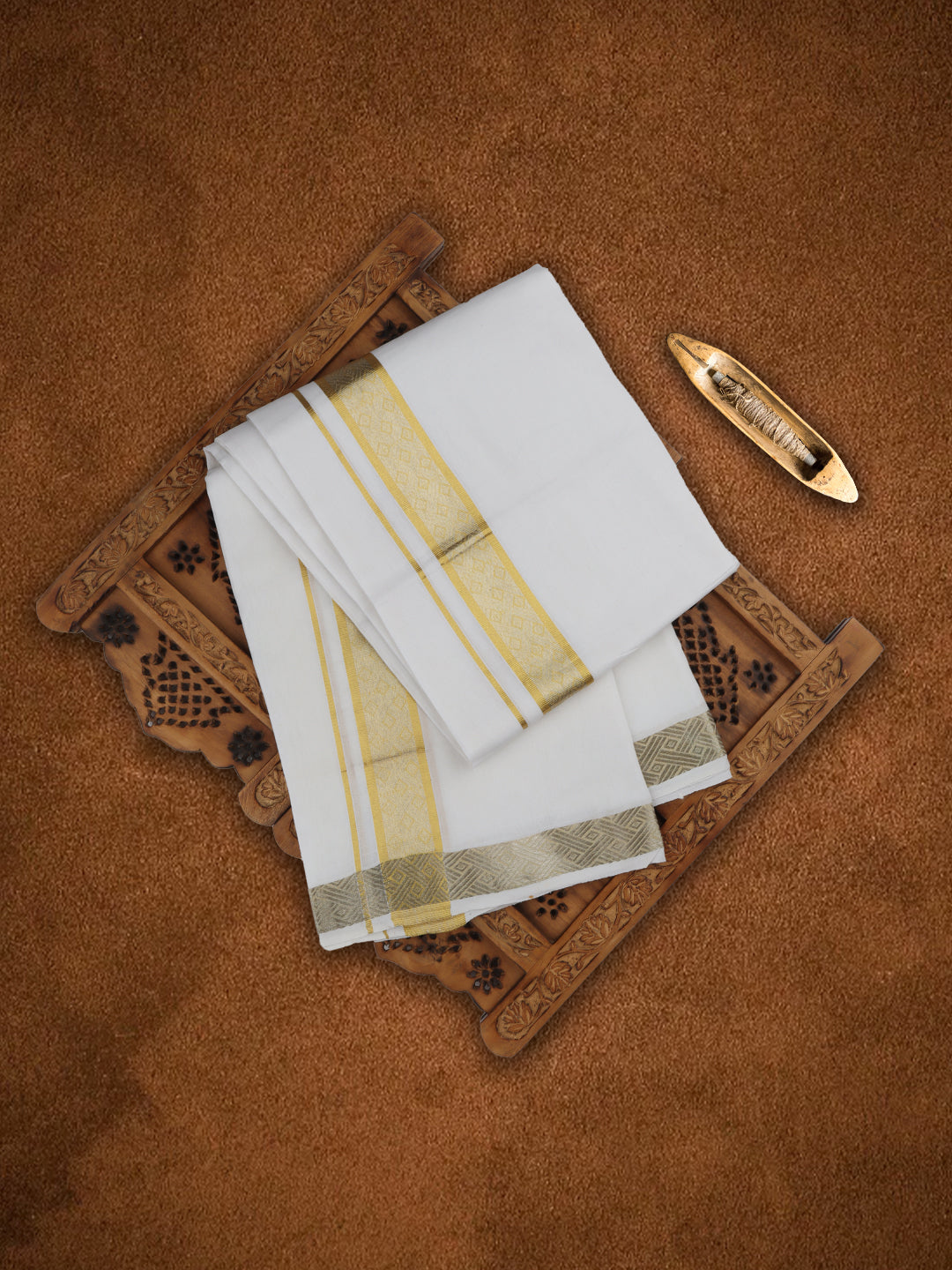 Mens Premium Handloom Dhoti Gold & Silver Jari Border HLM08