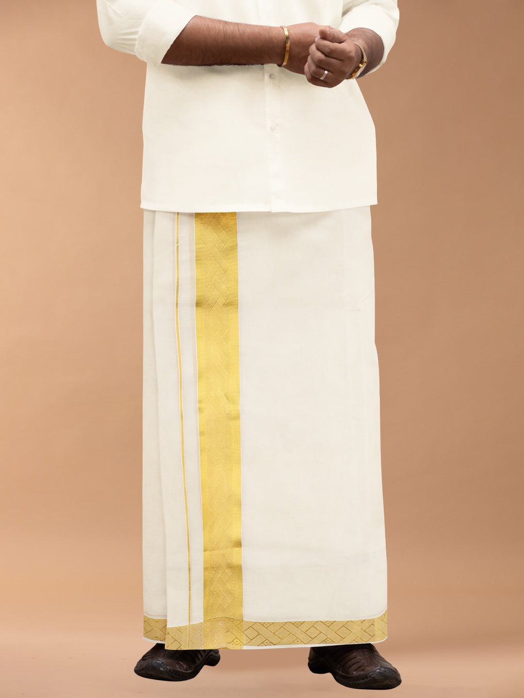 Mens Premium Handloom Dhoti Gold Jari Border HLM06