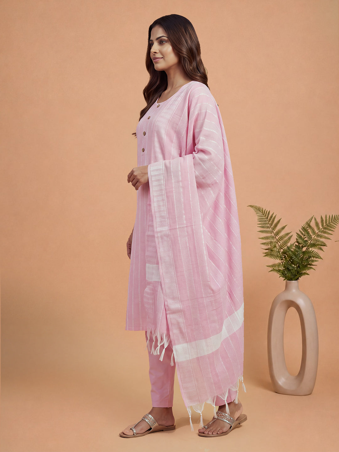 Women Embroidered Pink Kurti Set EKS149