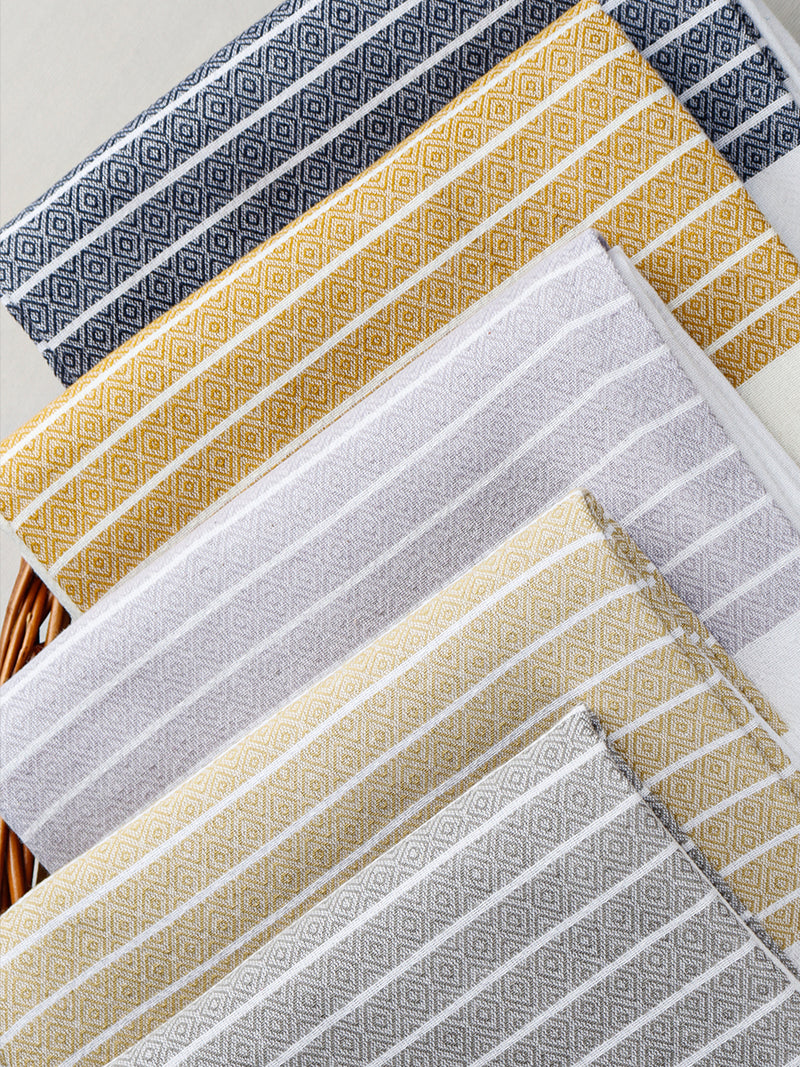 Comfort Cotton Quick Absorbent Diamond Design Bath Towel 1051