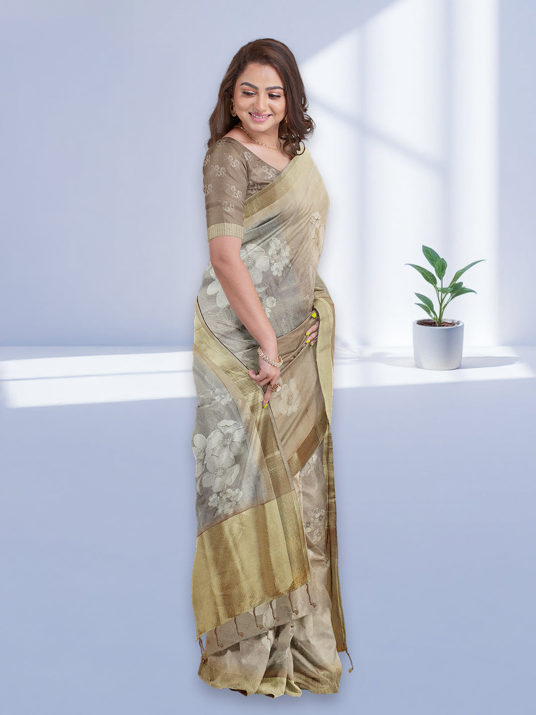 Women Gold with Silver Tissue Saree TS54
