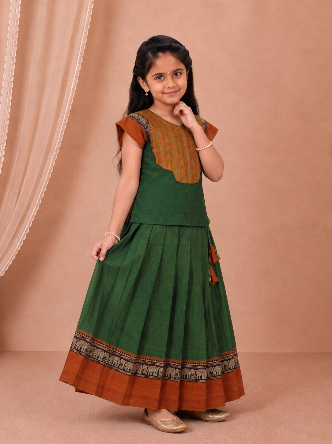 Girls Cotton Green Pattu Pavadai Set GPS43