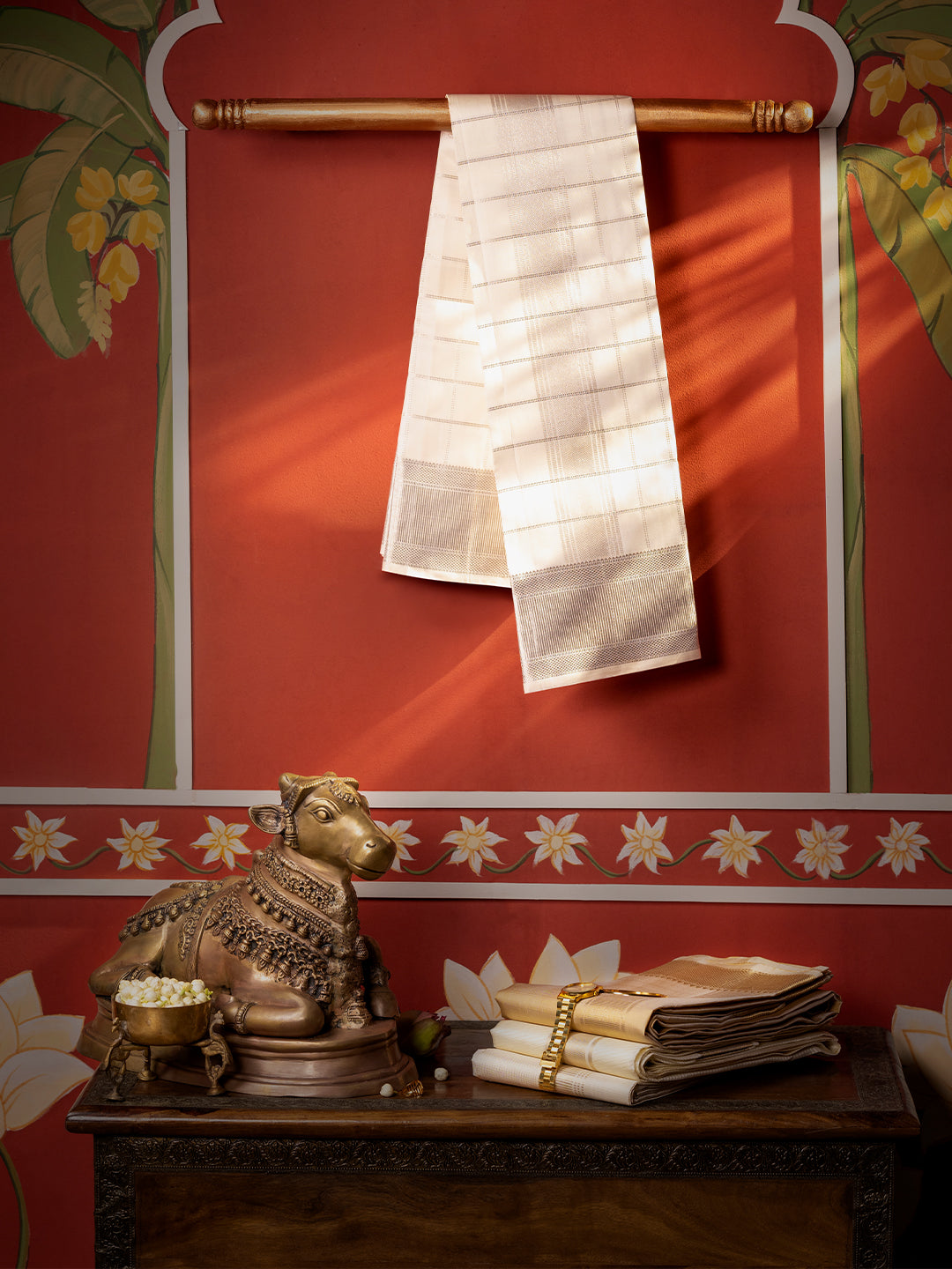 Premium Pure Silk 5" Cream Muthu Checked Design Wedding Dhoti & Towel Set – Virutcham