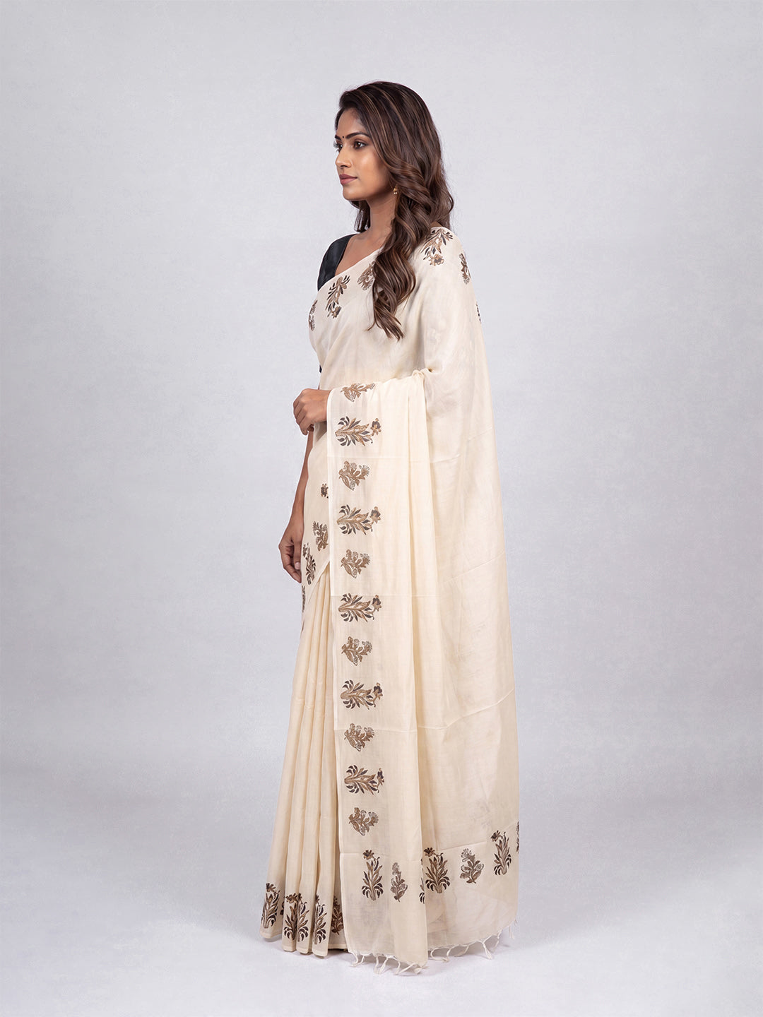 Women Pure Cotton Off White Saree PCS264