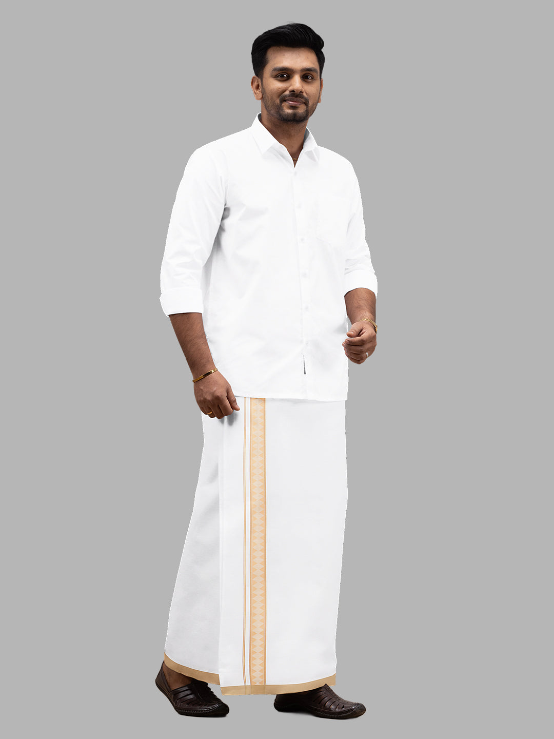 Men Single Layer Cotton Rich White Dhoti with Double Side Fancy Border HM 03