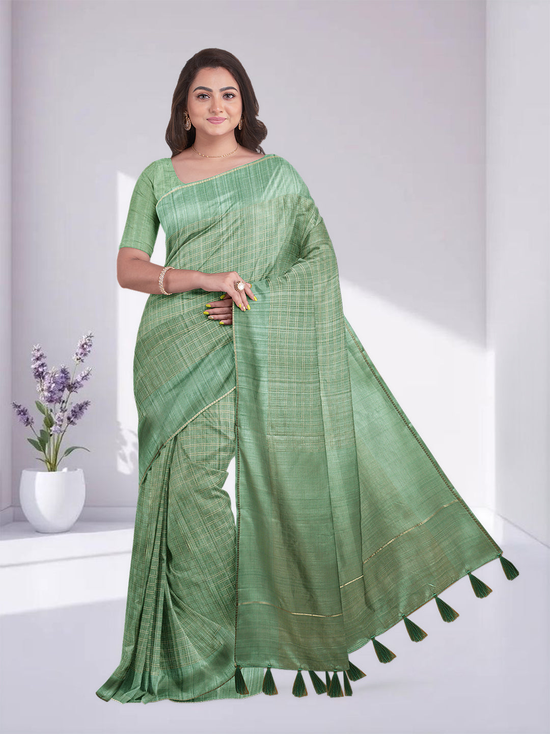 Women Green Semi Tussar Checks Saree ST273