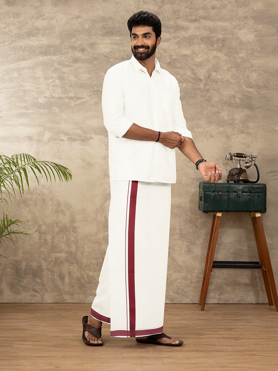 Men Kora Cotton Single Layer Dhoti with Fancy Border HKS01