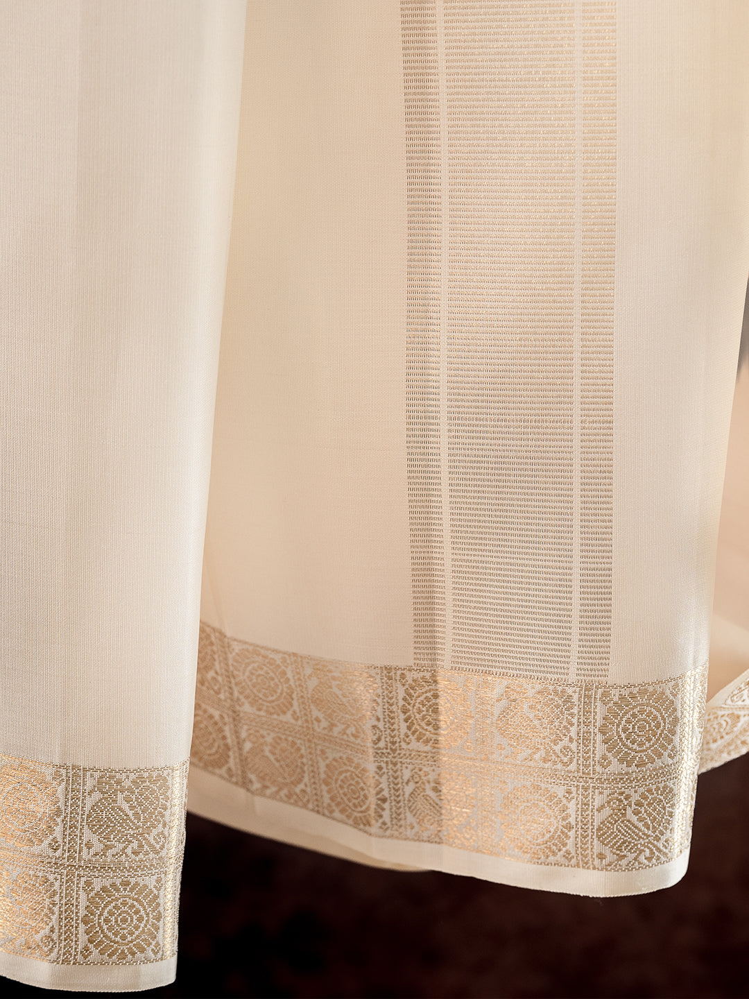 Pure Silk 3" Cream Wedding Dhoti & Towel Set – Amirtham