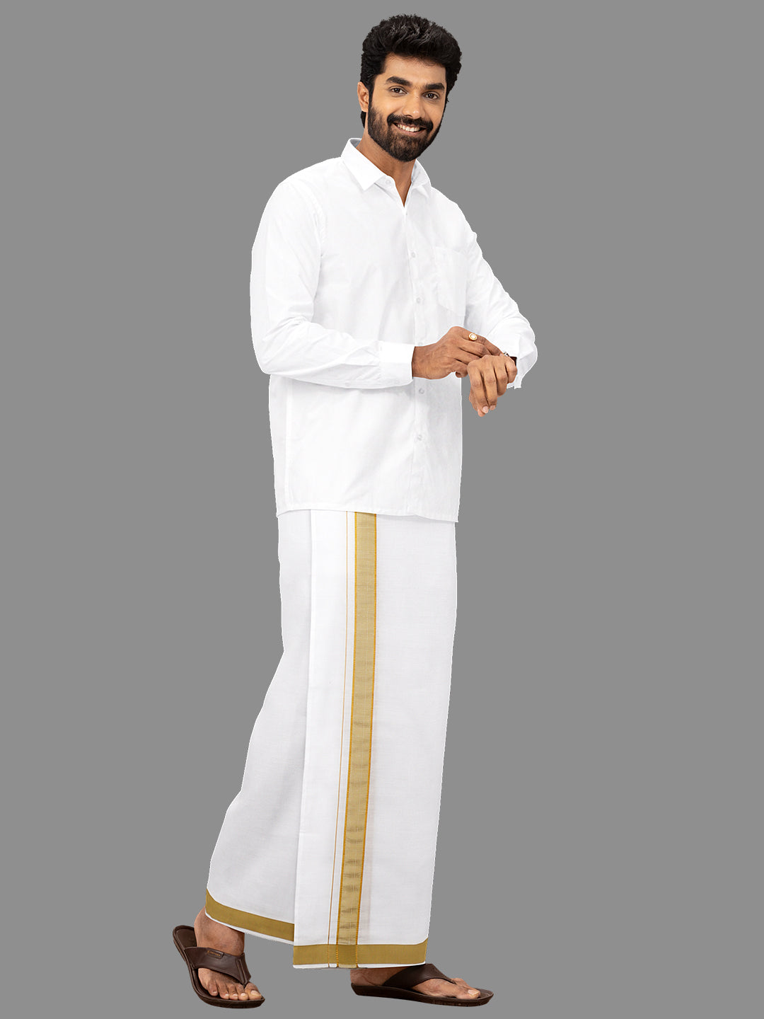 Men Gold Fancy Border Single Dhoti HGF19