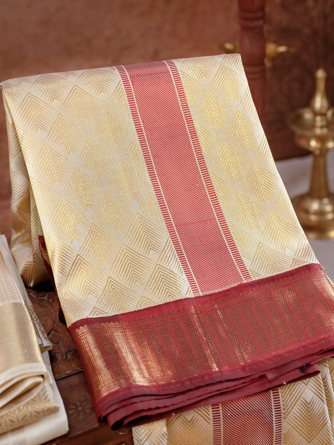 Pure Silk 4½" Fawn Dhoti & Towel Set – Amirtham Korvai Jari Self-Weaving Design