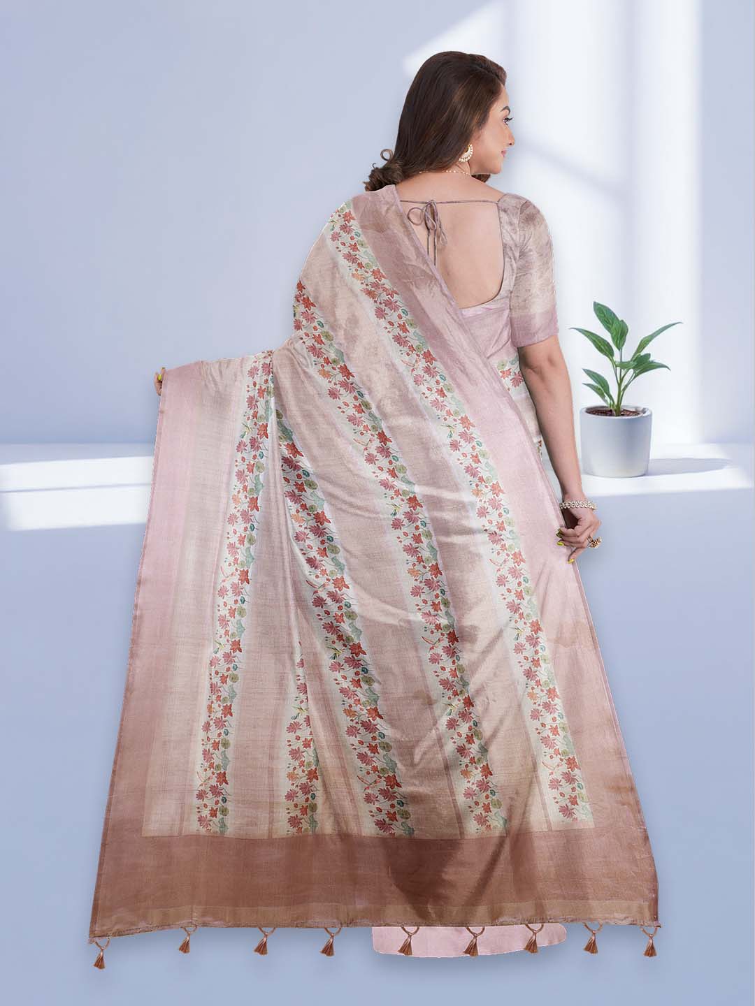 Women Light Peach Semi Tussar Printed Saree ST285