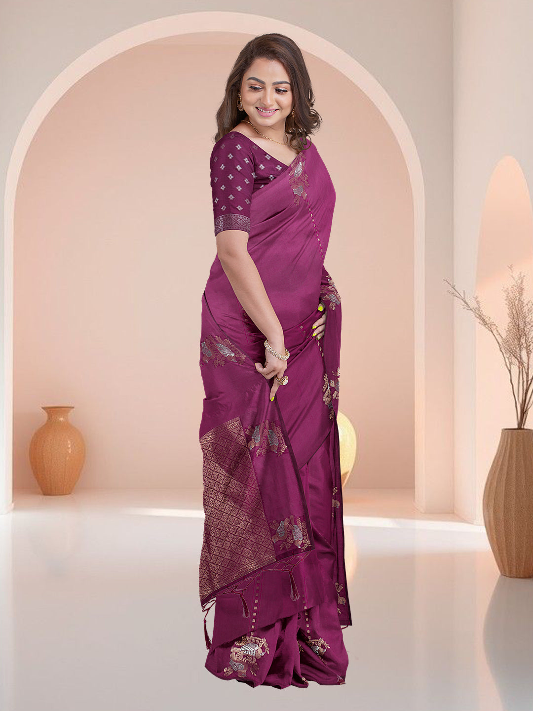 Women Majenta Semi Silk Saree SS349