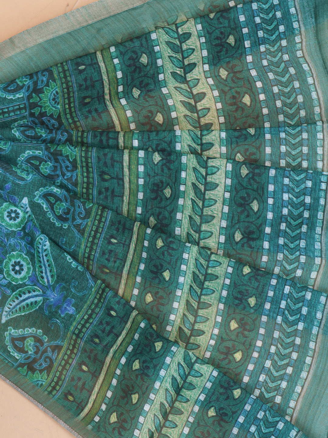 Women Green Semi Linen Saree SL220
