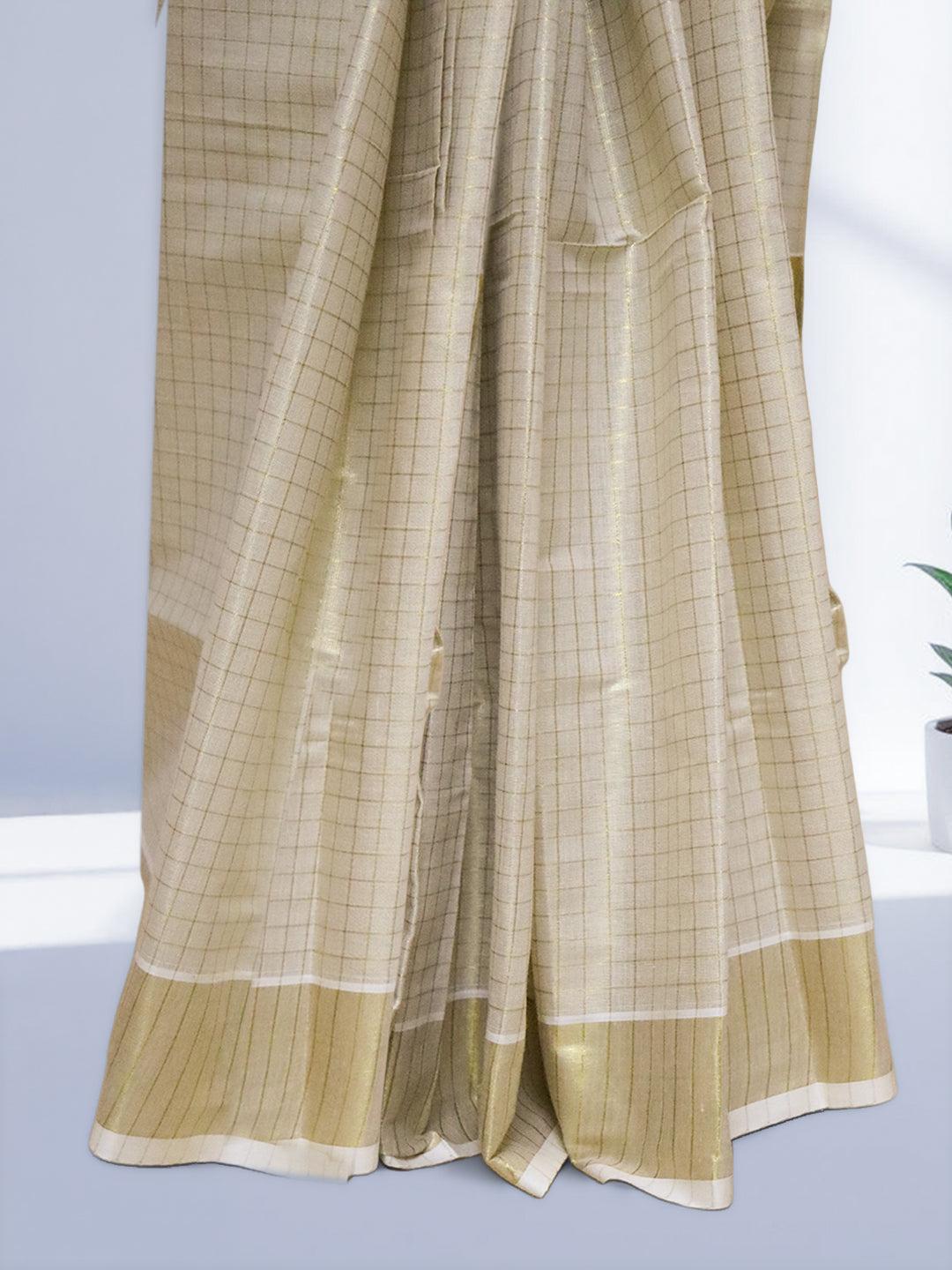 Women Kerala Tissue Gold Checks Saree KS207