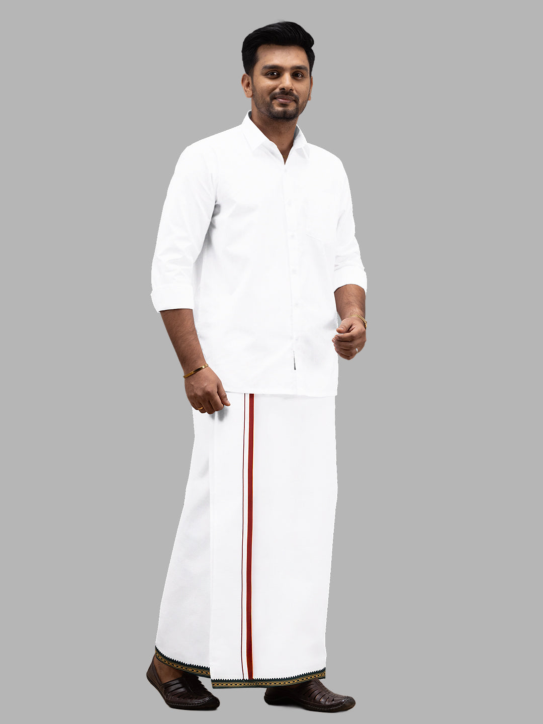 Men Cotton Blend Single Layer White Dhoti with Mayilkhan Border