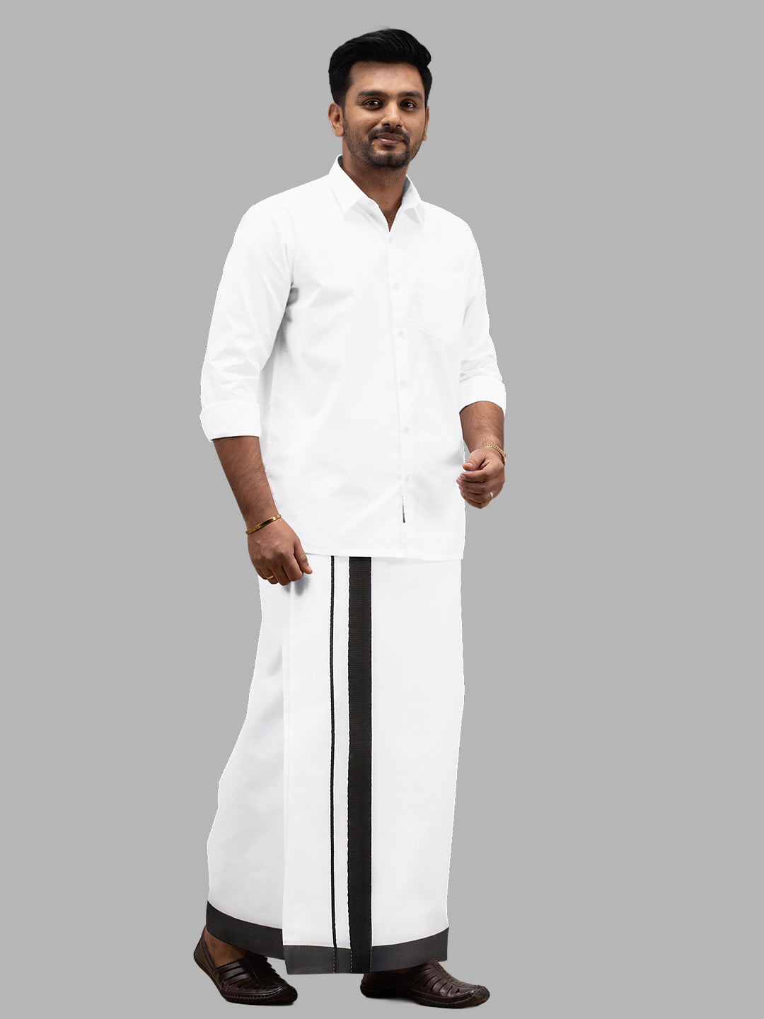 Men Black Border Single Layer Adjustable Pocket Dhoti GACS3