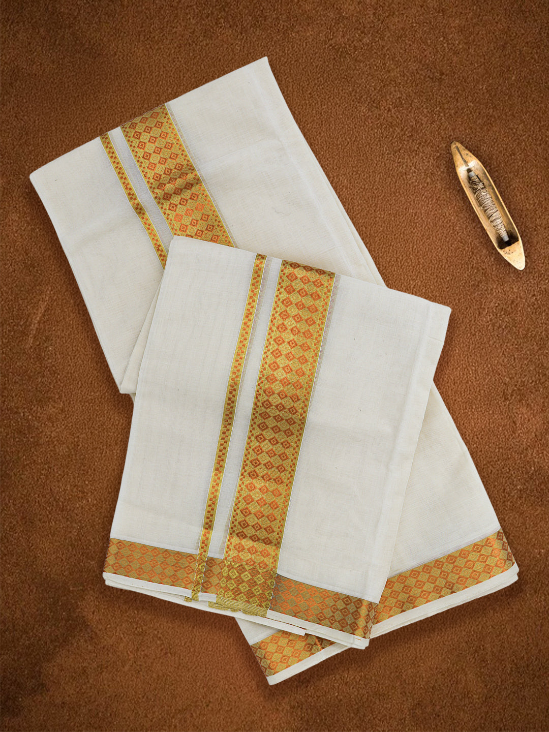 Men Premium Handloom White Dhoti with Fancy Jari Border HLM113