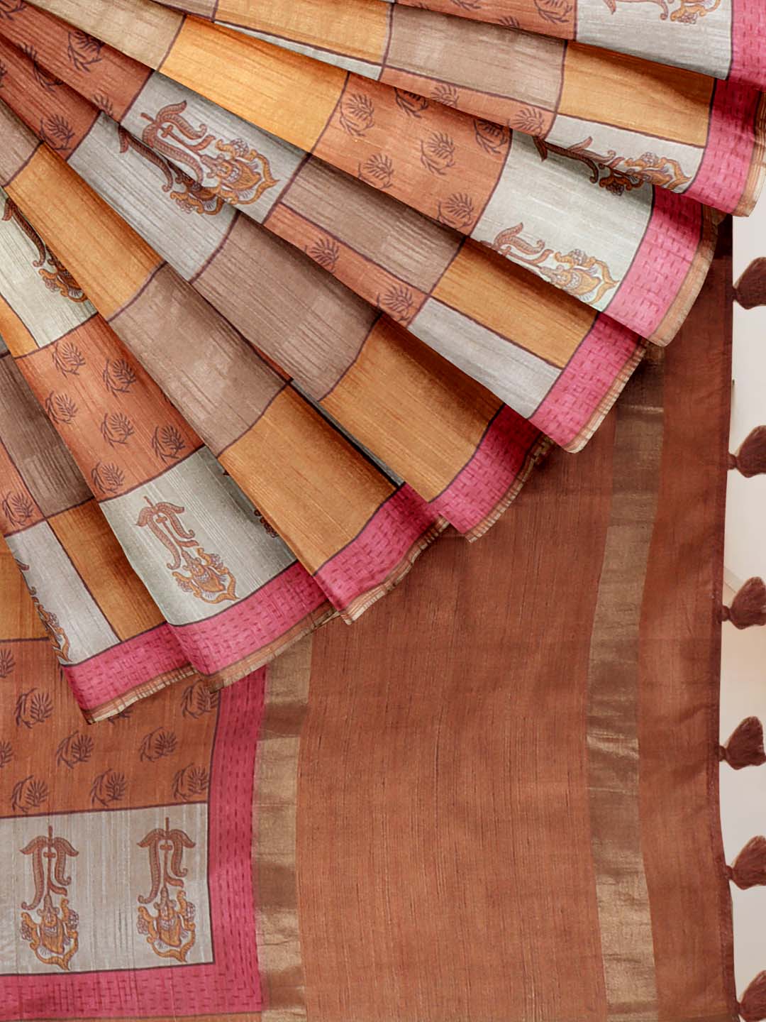 Women Burnt Orange Semi Tussar Printed Saree ST298