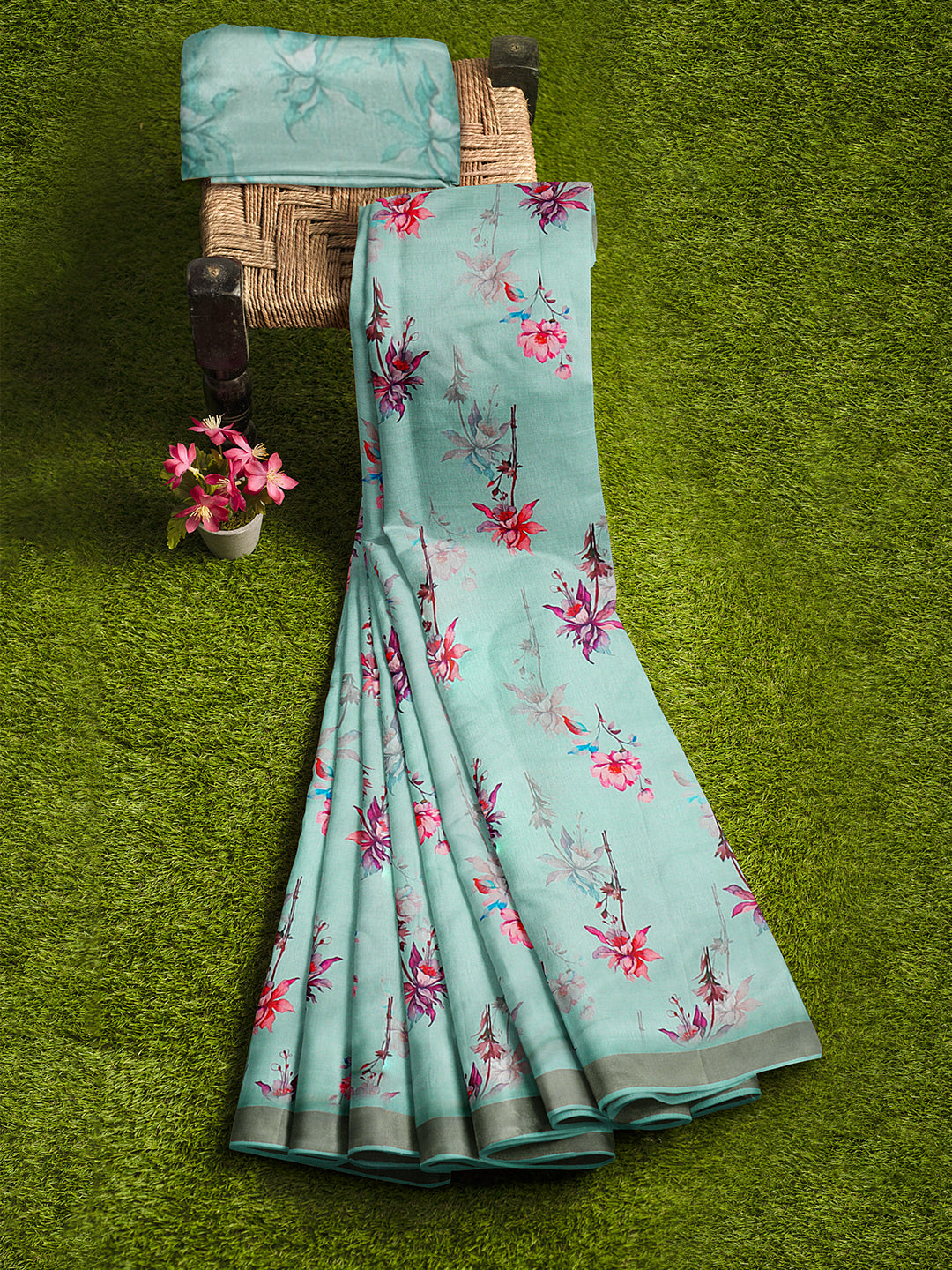 Women Mint Green Semi Tussar Printed Saree ST254