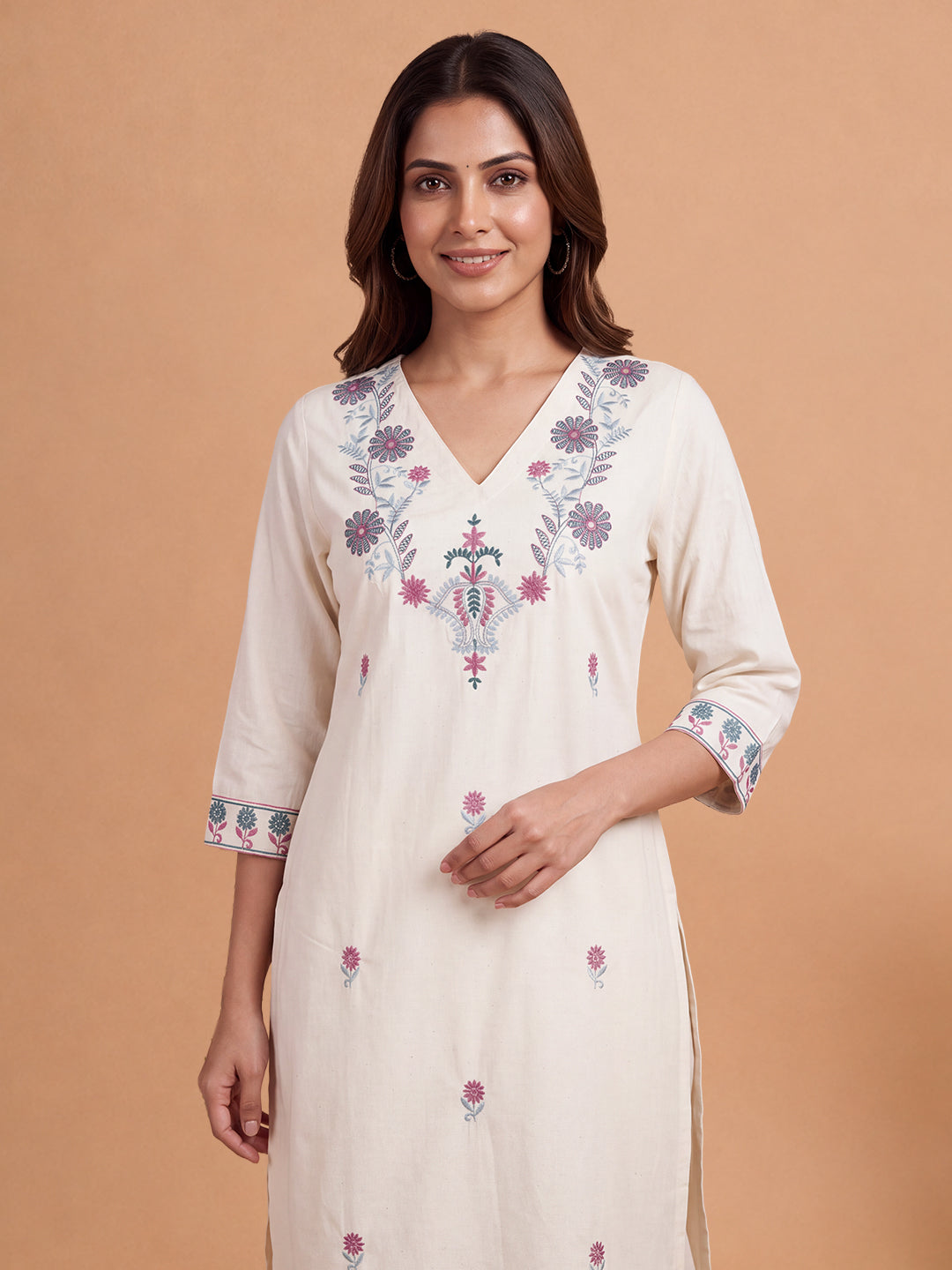 Women Embroidered White Kurti Set EKS147