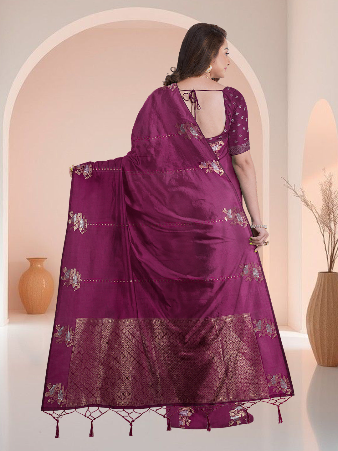 Women Majenta Semi Silk Saree SS349