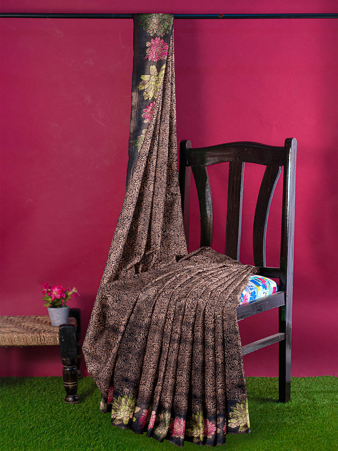 Women Black Semi Silk Saree SS368