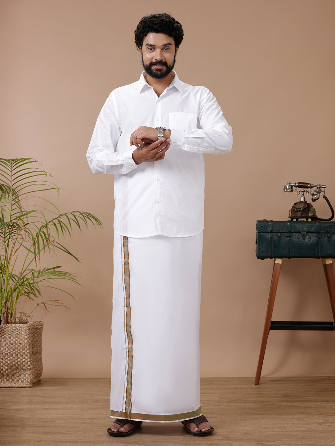 Men Silver Fancy Border Single Dhoti WSF02