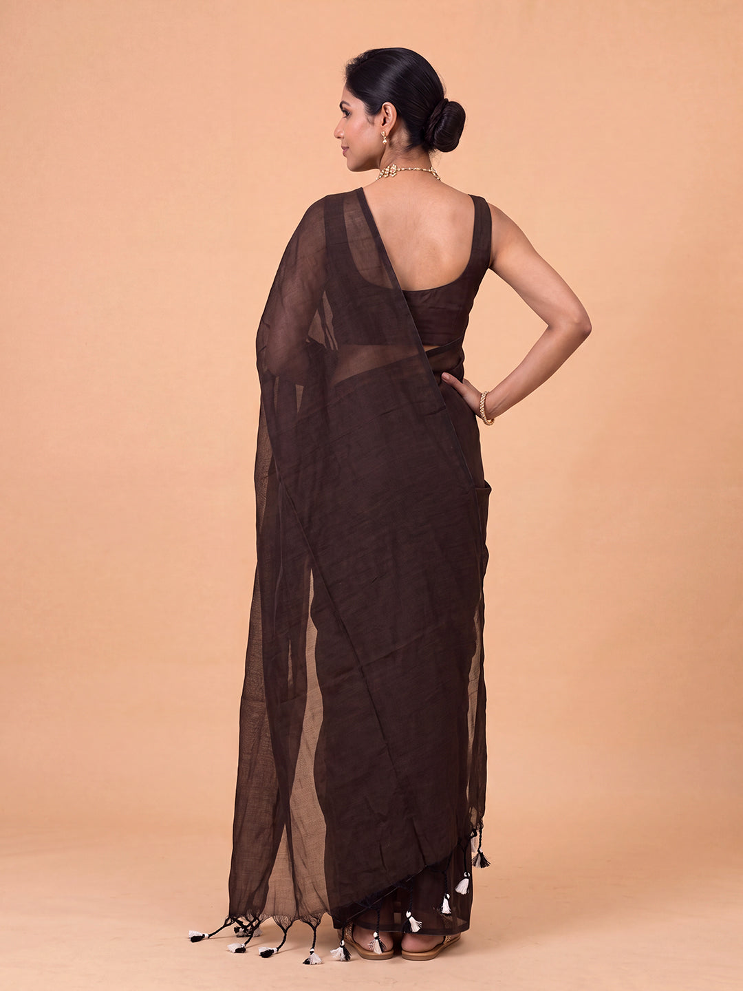 Women Pure Cotton Brown Saree PCS288