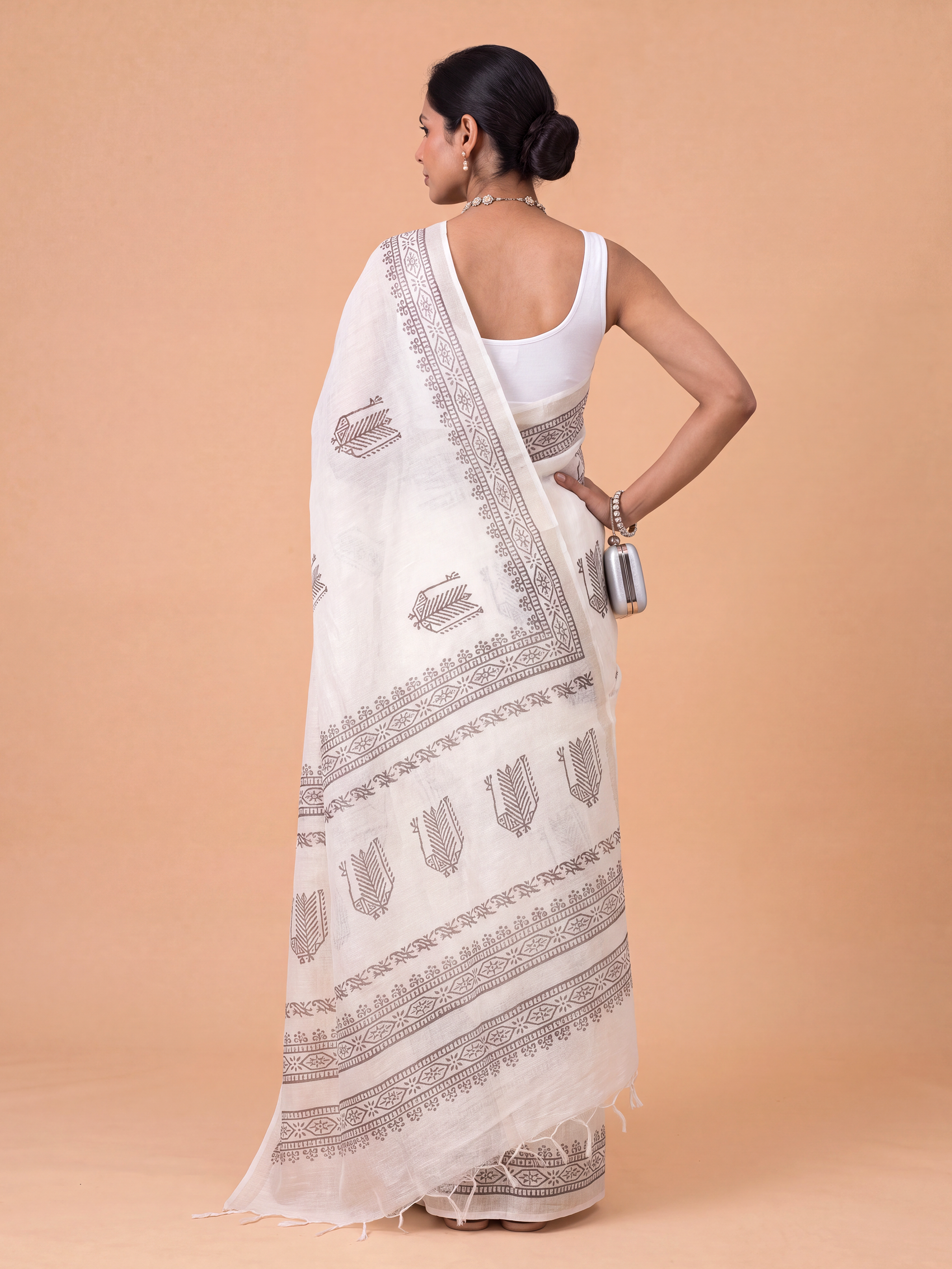 Women White Semi Chanderi Cotton Printed Saree SC84