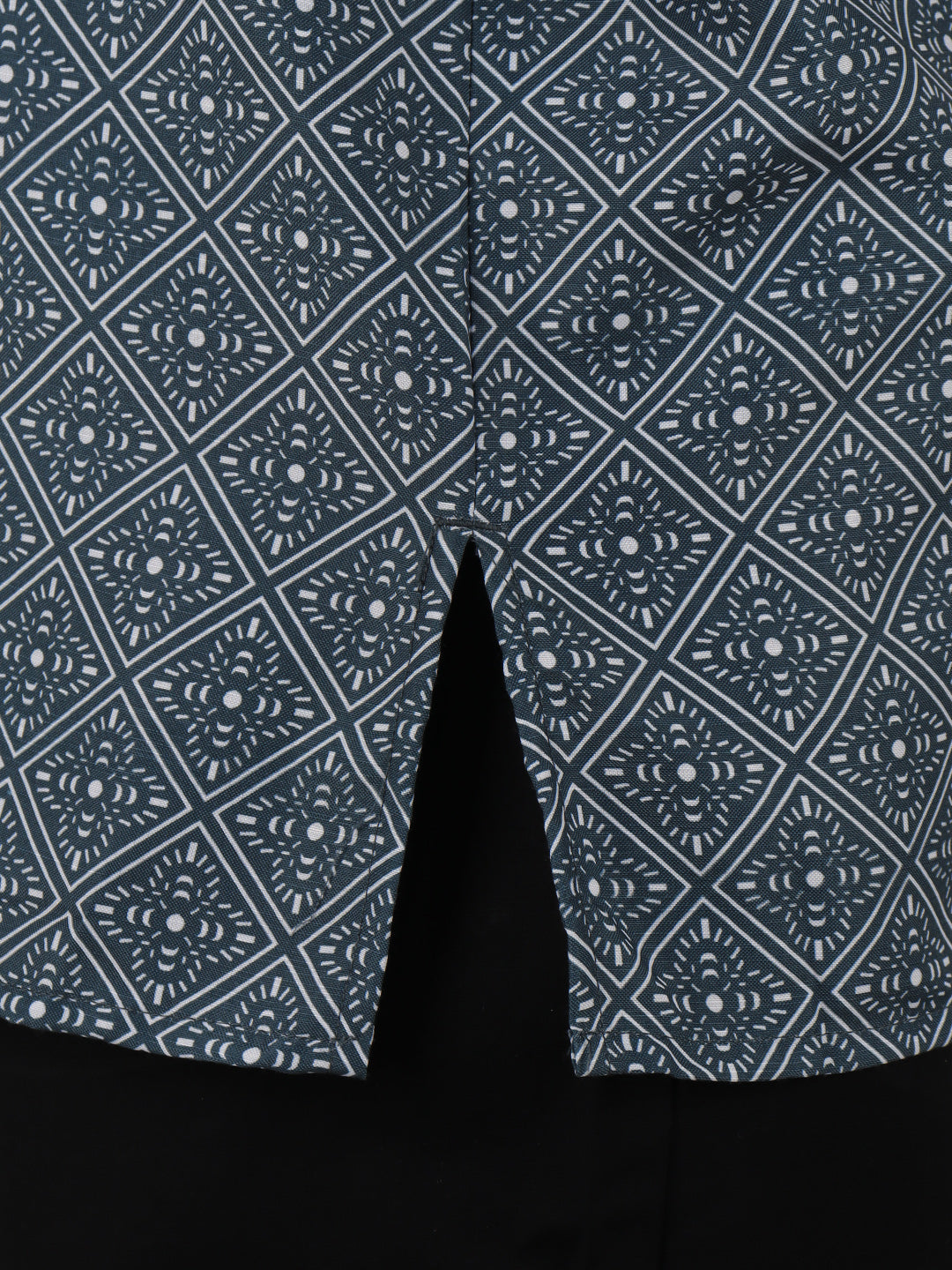 Men Cotton Short Length Printed Pocket Kurta Greyish Blue RH02