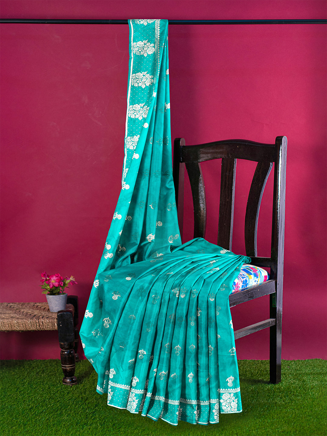 Women Ramar Green Art Silk Printed Saree ASS88