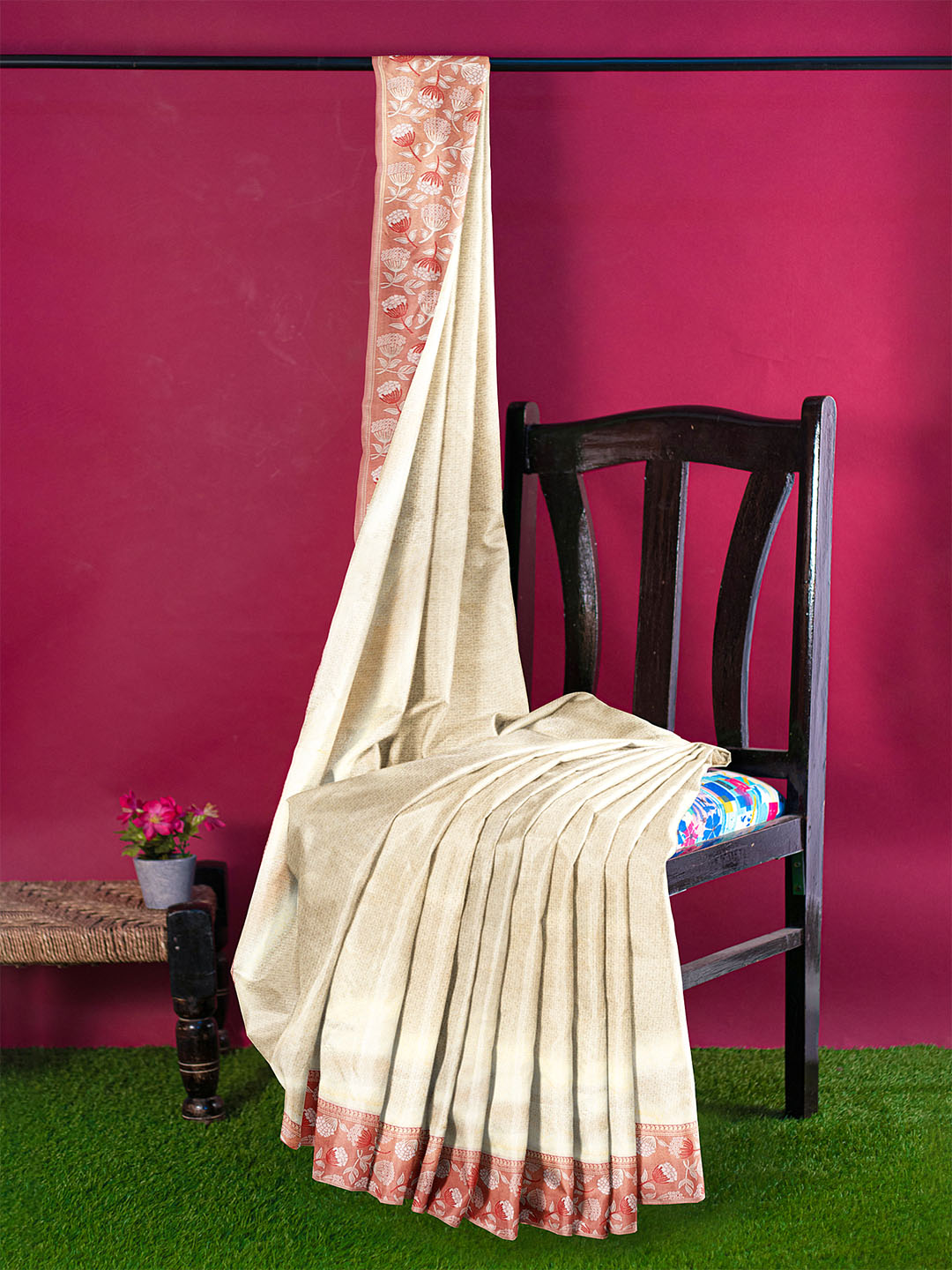 Women Gold Art Silk Printed Saree ASS94