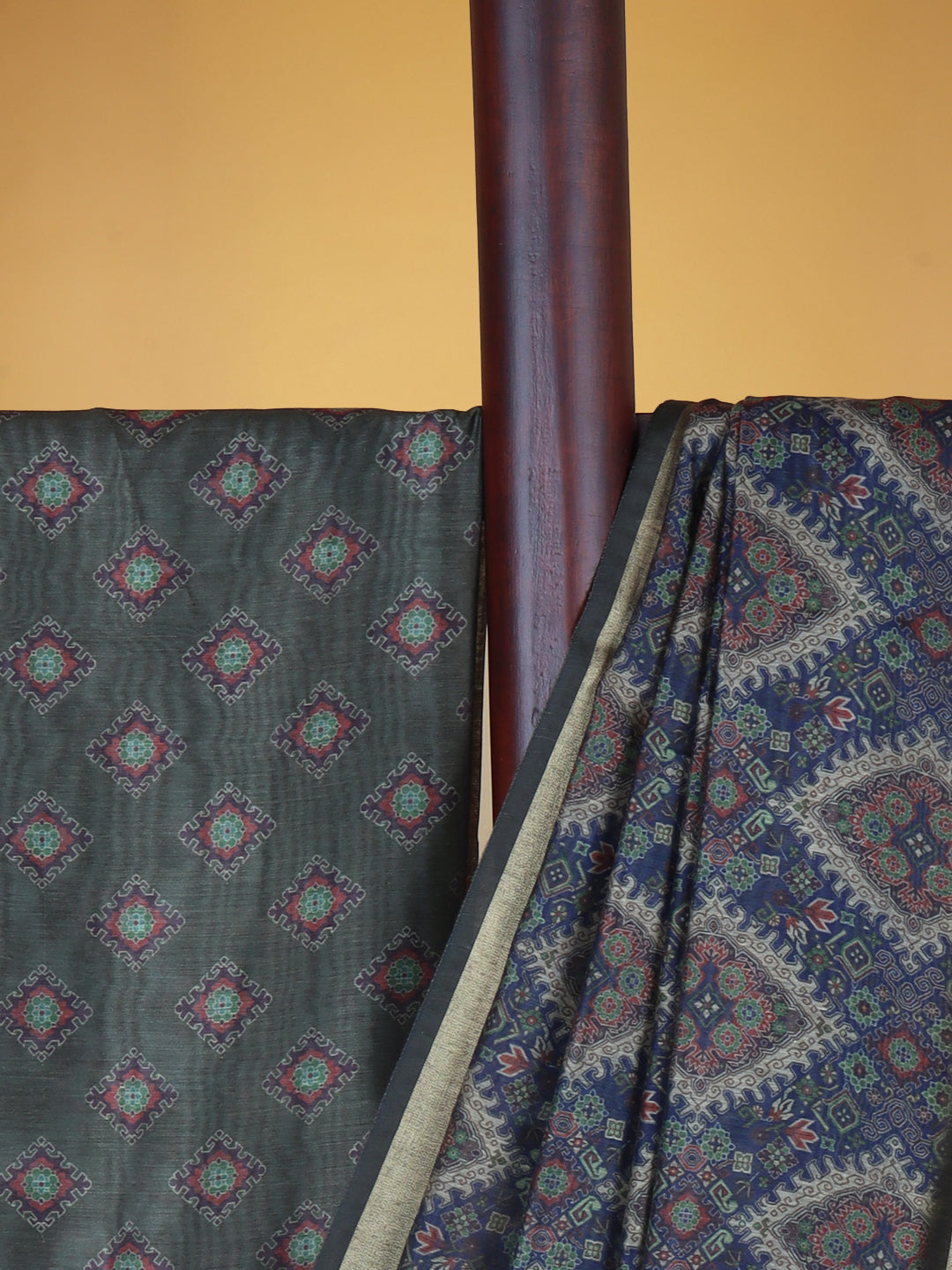 Women Dark Blue Semi Chanderi Cotton Printed Saree SC64