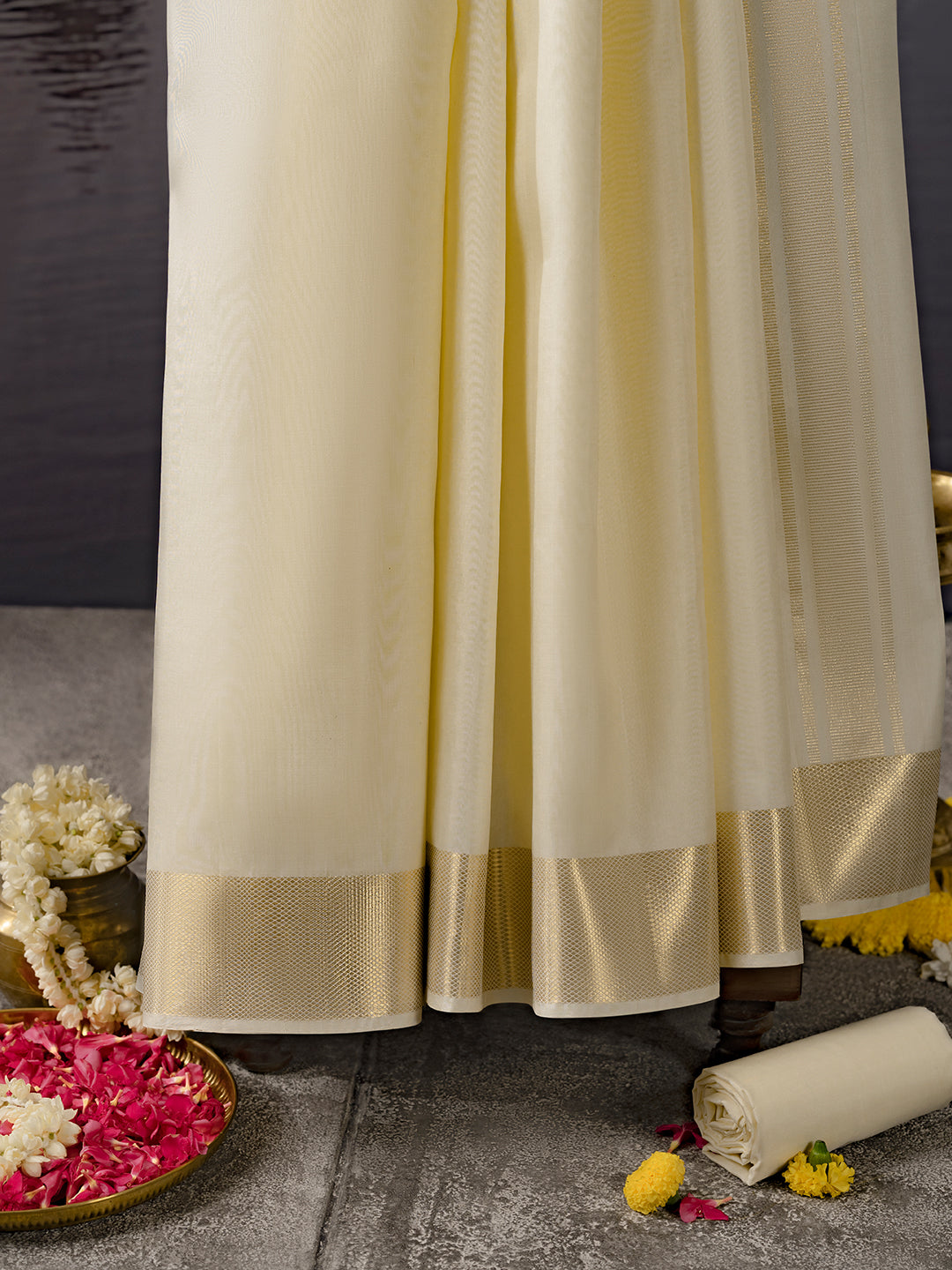 Premium Pure Silk Cream Plain Dhoti Shirting & Towel Set 4" Jari Border – Rajadharbar